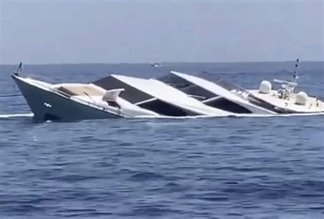 Yacht Di Lusso Affonda Sotto Gli Occhi Dei Turisti A Ponza