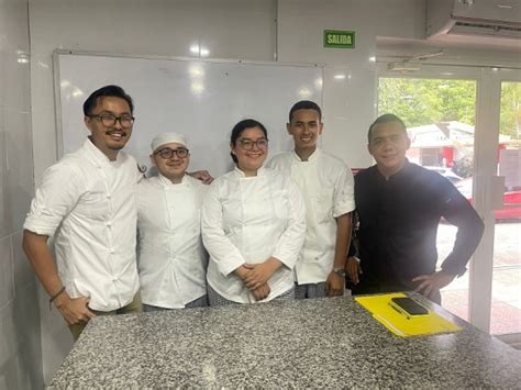 Estudiante De La Escuela De Gastronom A Representar A La Universidad