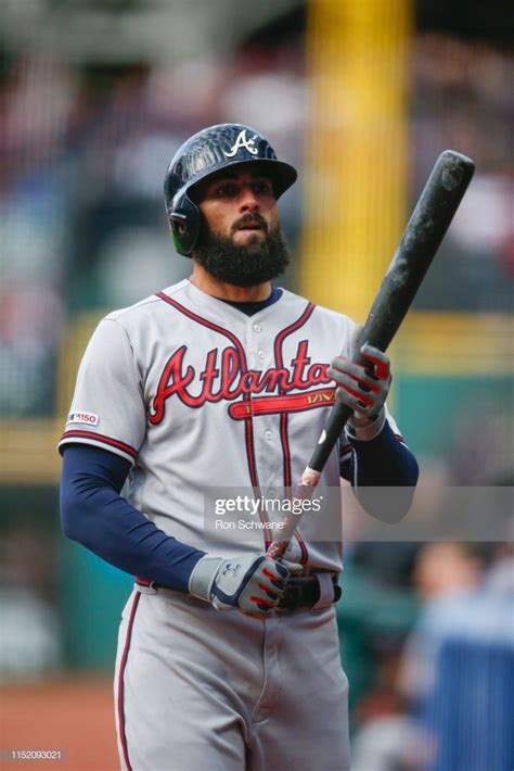 Nick Markakis of the Atlanta Braves stands in the on deck circle ...