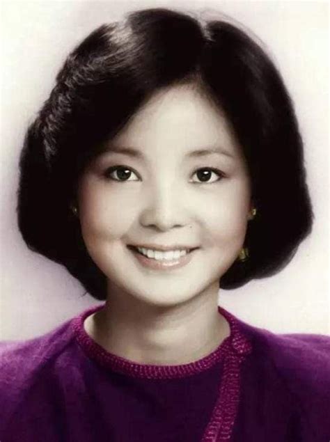 ปกพนโดย lim teck hong ใน Teresa teng