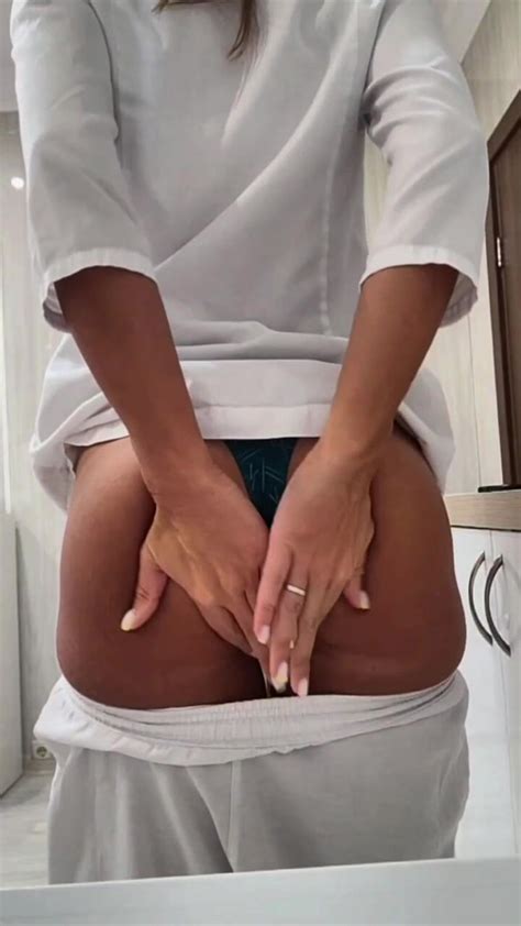 May My Beautiful Ass Make Your Day Happy Tan Girl Porn Feat Dora