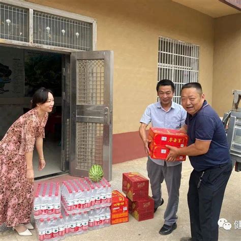 乘马岗镇卫生院：夏日送清凉 关爱暖人心活动建设项目