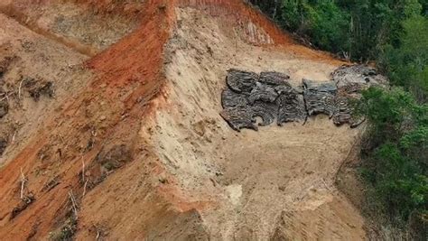 Detona Es De Rochas Interditam Pista Sentido Sp Da Serra Das Araras