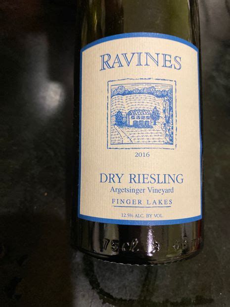 2016 Ravines Wine Cellars Dry Riesling Argetsinger Vineyard USA New