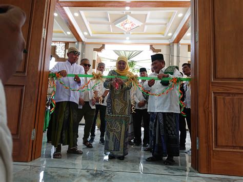 Harlah Ke 14 Ponpes Gubernur Jatim Resmikan IAI Al Fatimah