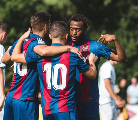 Fichajes Real Oviedo interés en Cheick Doukouré ex del Levante