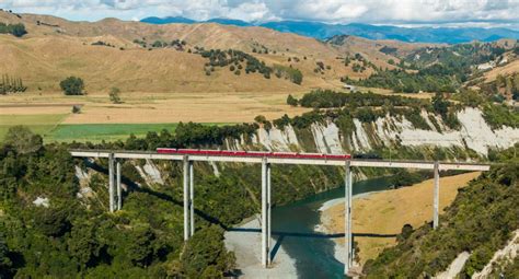 These Are The Three Most Scenic Train Journeys To Take In New Zealand