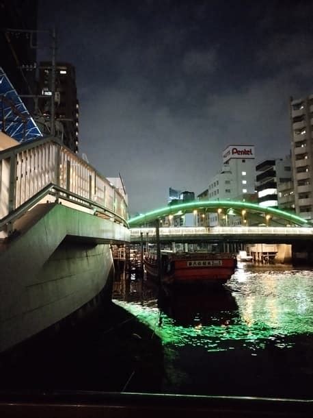 幻想的な夜の隅田川（沿い）を歩く 遊んで学べる体験プラットフォームaini（アイニ）