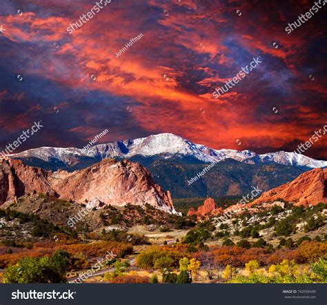 Pikes Peak Colorado: Over 3,966 Royalty-Free Licensable Stock Photos ...