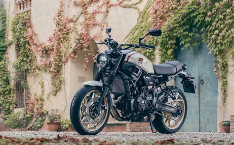 Yamaha XSR 700 XTribute Im Test AUTODINO