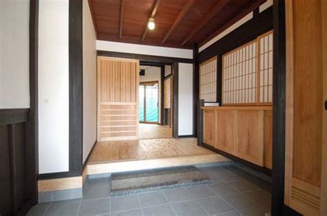 Japanese House Entrance Iwatakan Inn Entryway Japanese Home Design