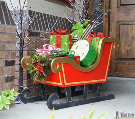 DIY Santa Sleigh - BigDIYIdeas.com