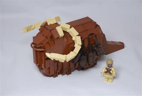 LEGO Bantha - LEGO Tatooine needs this - All About The Bricks