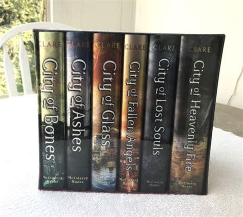 The Mortal Instruments Complete Collection Cassandra Clare City Of