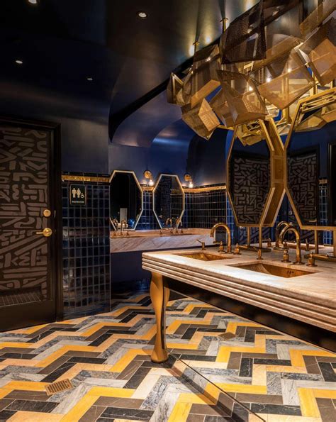 A complete guide to Canopy by Hilton Philadelphia Center City rooms