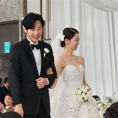 Identity Of Lee Sang Yeob S Beautiful Non Celebrity Bride Leaked In