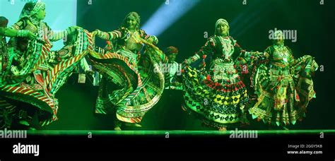 Indian Traditional Rajasthani Dance Kalbelia Stock Photo Alamy