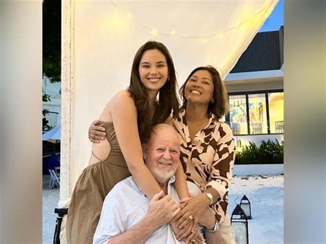 Catriona Gray Spends Her Dad S Birthday In Boracay Gma Entertainment