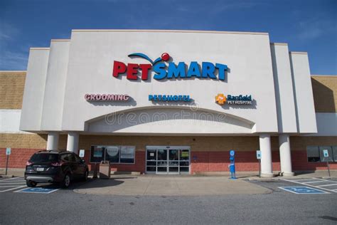 Exterior Of Petsmart Store Editorial Stock Photo Image Of Store 84249723