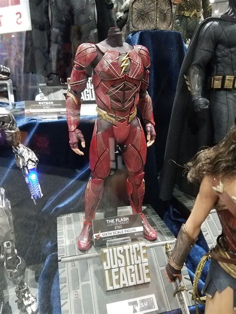 Justice League Hot Toys Images From Sdcc