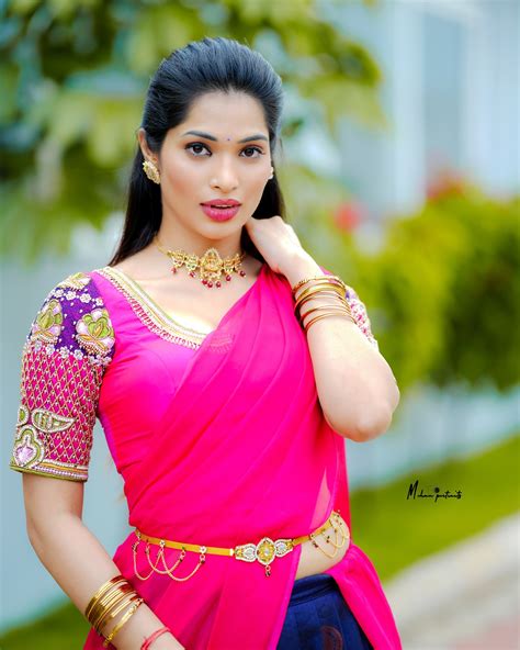 Subhashree Rayaguru ( Subha ) | Happy Durga Navami🌾🙏🏻 Blouse