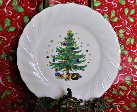 Nikko Christmas Dinner Plates Set Of 6 Vintage Happy Holidays Etsy