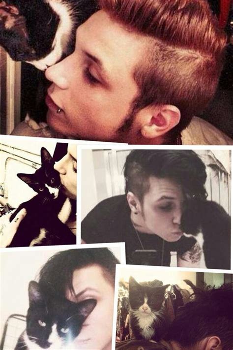 Andy And Crow Another Reason Why I Love Andy Andy Biersack Emo