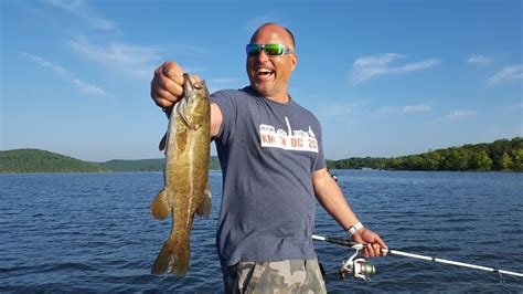 Walleye Fishing Reports On Bull Shoals Lake - Unique Fish Photo