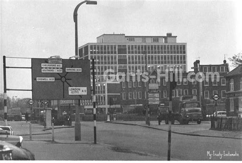 Gants Hill 1960s Peter Rouse - Gants Hill - History & Information