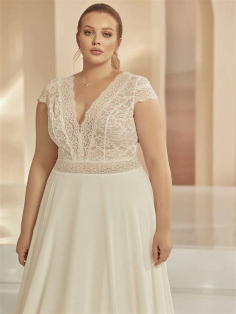 Bianco Evento Eufrat menyasszonyi ruha plus size Fortuna esküvői és