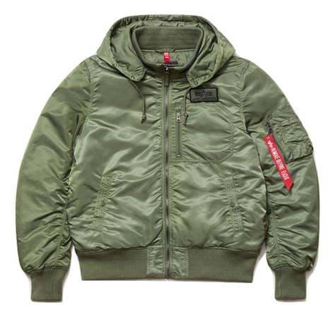 Зеленый бомбер - купить в официальном магазине Alpha Industries | Альфа ...
