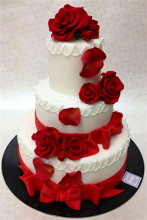 9 best Red Rose Cakes images on Pinterest