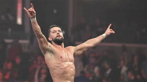 Its Clearly A Disqualification Finn Balor Claims Wwe Hall Of Famer