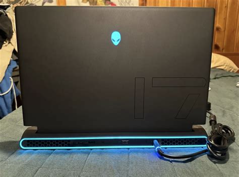 Alienware M R Hz Fhd Gaming Laptop Amd Ryzen Gb