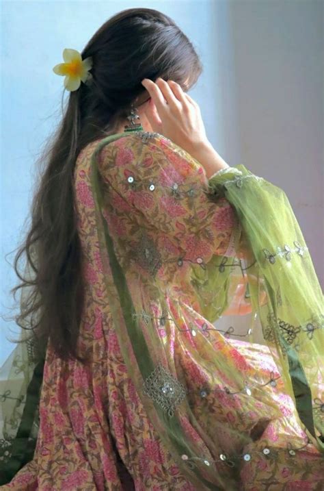 Pin By Naz On Pins By You In Pakistani Fancy Dresses Desi