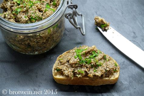 Pilze Aufs Brot Champignon Aufstrich Brotwein Lebensmittel Essen