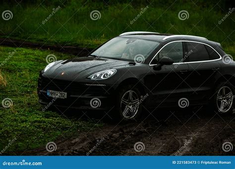 Porsche Macan S in Off-road Racing Full of Mood on Bad Road in Moldova ...