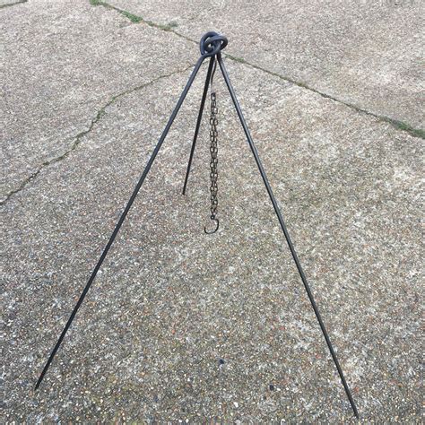 150cm Campfire Cooking Tripod – Campfire Cookshop