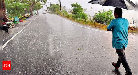 Kerala Rains Monsoon In Kerala Sets In Heavy Rain Alert For Many