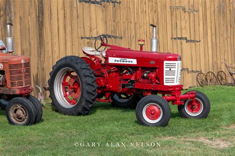 Farmall 450 | AT2390FA | Gary Alan Nelson Photography