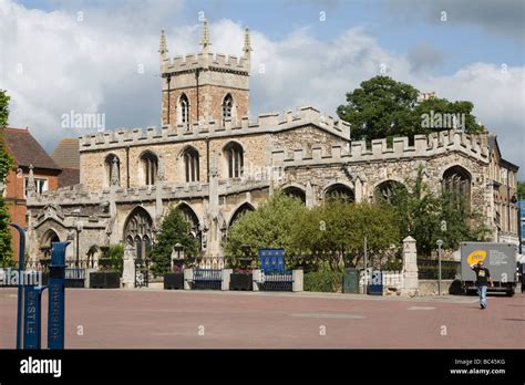 Huntingdon Town Centre Cambridgeshire England Uk Gb Stock Photo