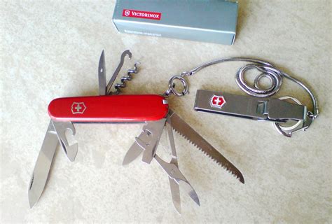 Краткий обзор швейцарского ножа VICTORINOX HUNTSMAN - Calibr.kz - сайт ...