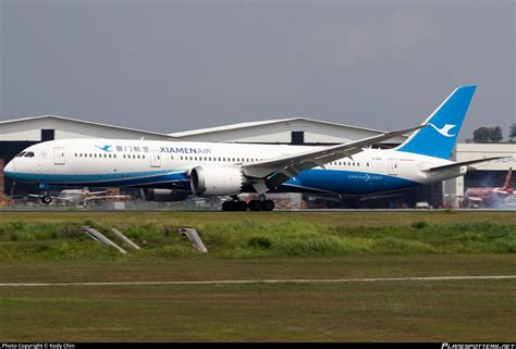 B Xiamen Airlines Boeing Dreamliner Photo By Kody Chin Id