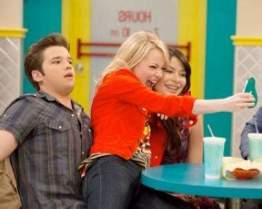 Naked Emma Stone In ICarly