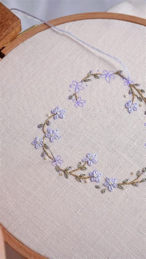 Free Embroidery Pattern Flower Wreath Forget Me Nots Embroidery