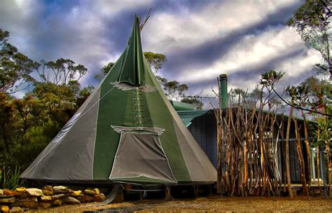 Love Tee Pee Love Cabins