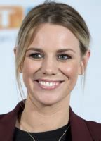 SANDRA KUHN Nude AZNude