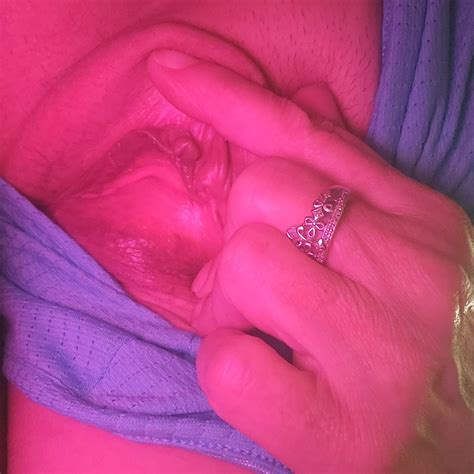 Fat Tight Pussy 2 Nude Pics XHamster