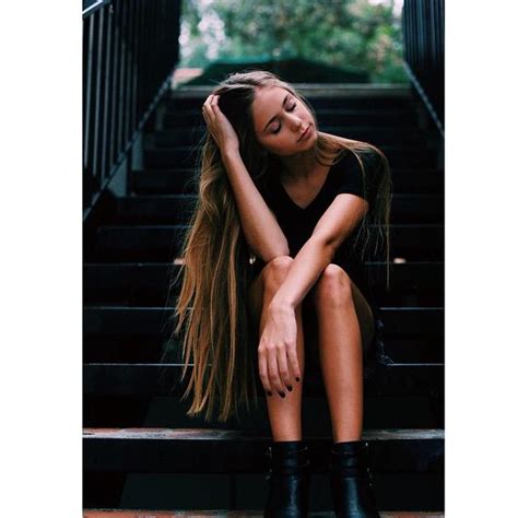 Hot Sexy Krista Lichtner Bikini Pics