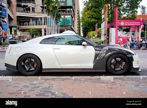 Nissan GTR Supercar 2008 Stock Photo Alamy